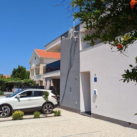 Zilip Apartments Vir Exterior photo