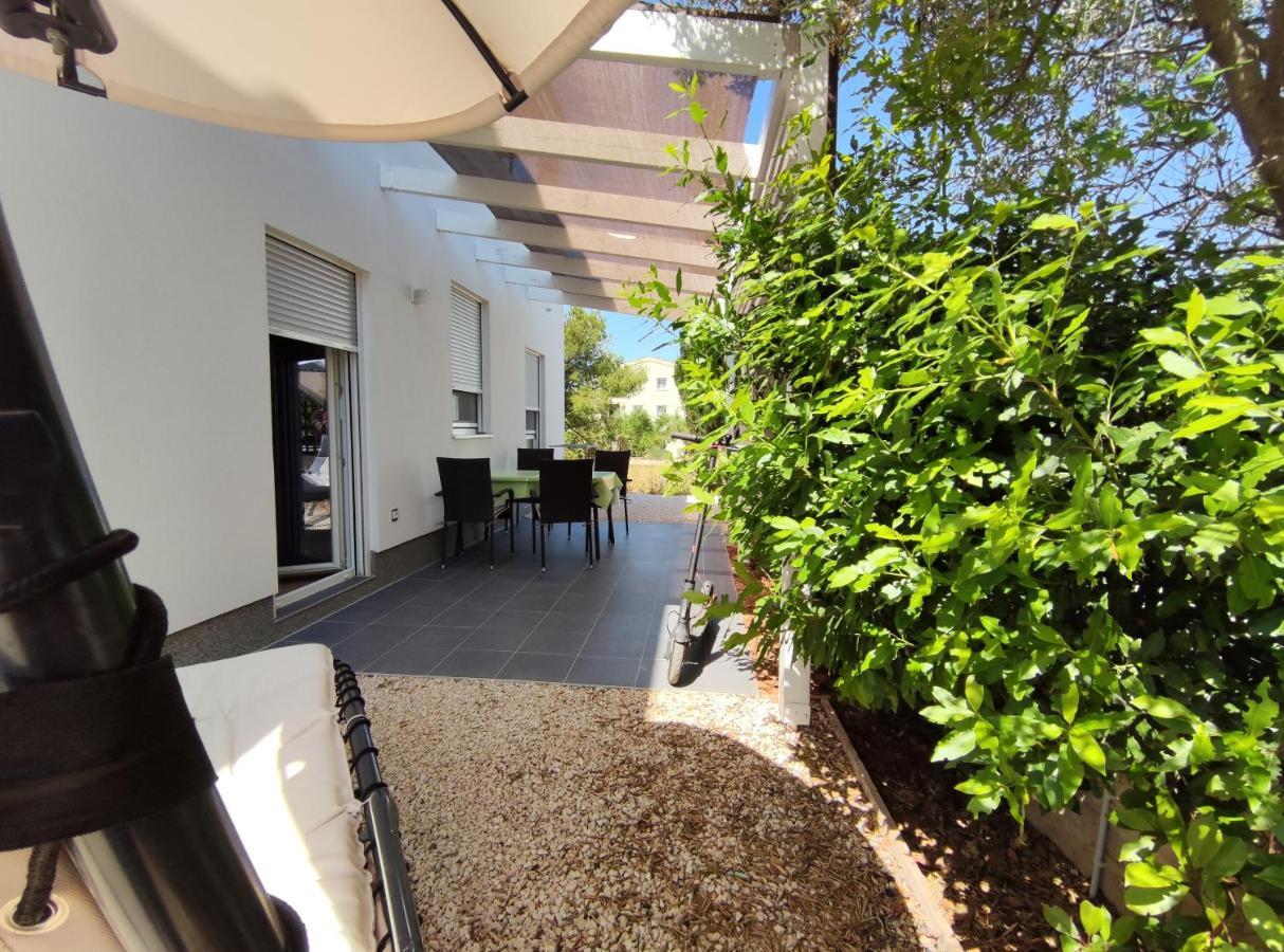 Zilip Apartments Vir Exterior photo